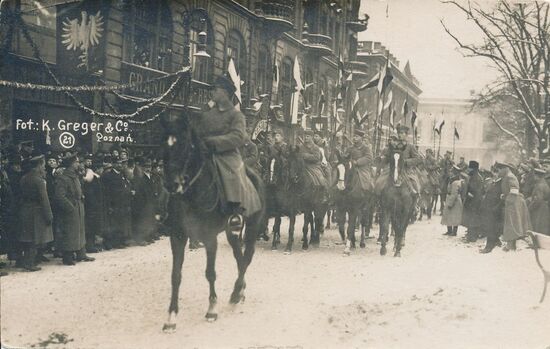 Defilee des Kavallerie-Schützen-Regiments der Posener Wache. Posen, 26.01.1919