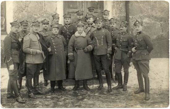 Offiziere des 2. Großpolnischen Feldartillerie-Regiments (17. Feldartillerie-Regiment), Winter 1919/1920